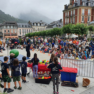 Cauterets Ecole de Cirque dans les Hautes Pyrénées