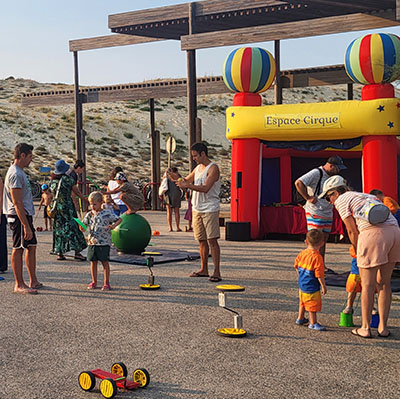 Atelier cirque pour enfants et ateliers pour vos festivités en Hautes Pyrénées (65), Gers (32), Landes (40) et Pyrénées-Atlantiques (64)